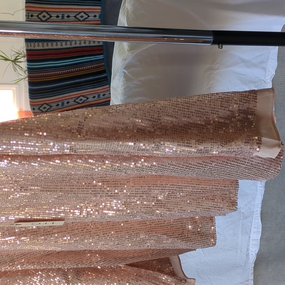 Blouse - Picture 3 of 6